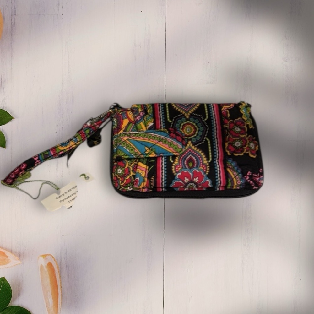 Vera Bradley NWT Carry It All Wristlet - Picture 2 of 7